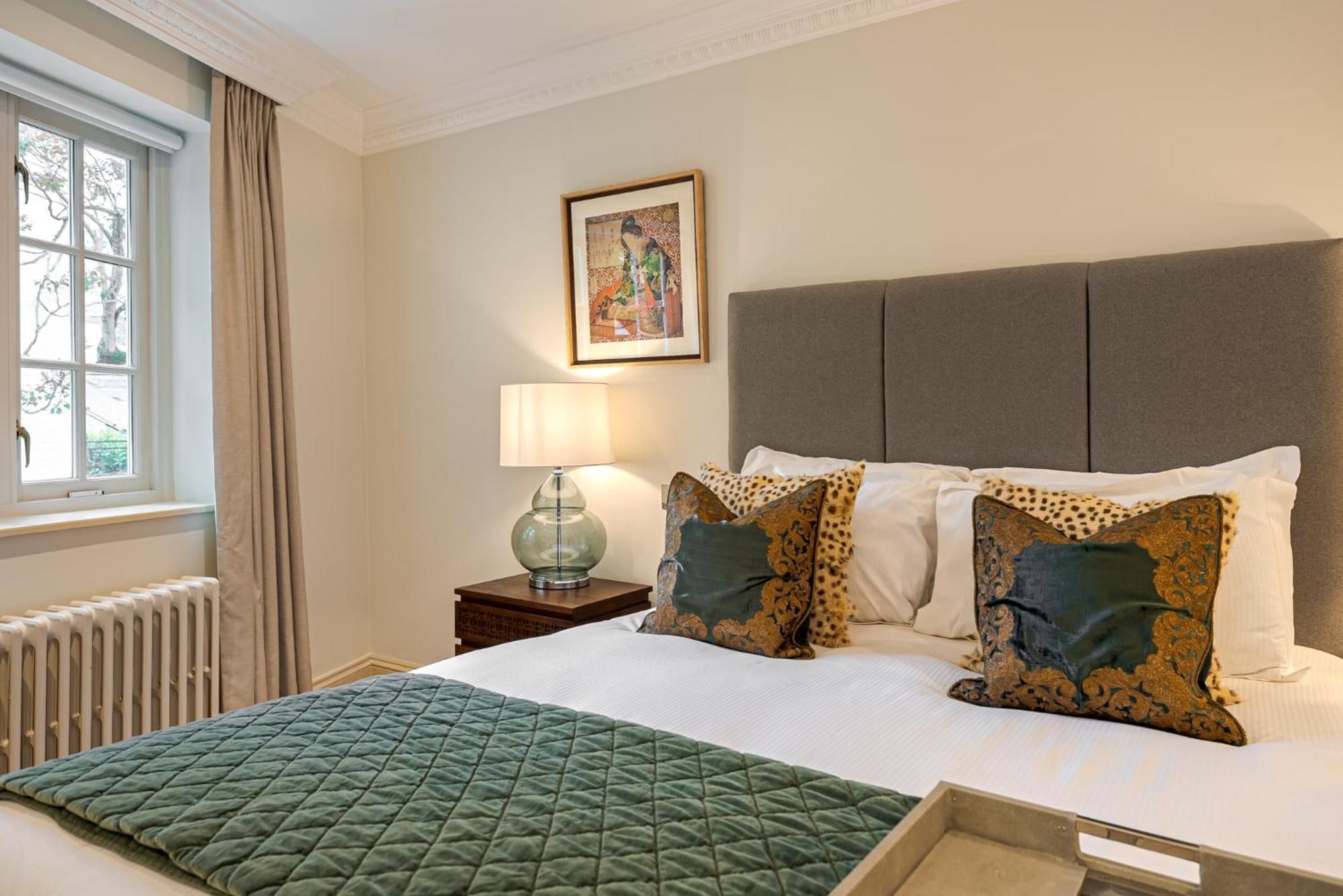 Modern 3 Bedroom Luxury House With Garage In Central London Bagian luar foto