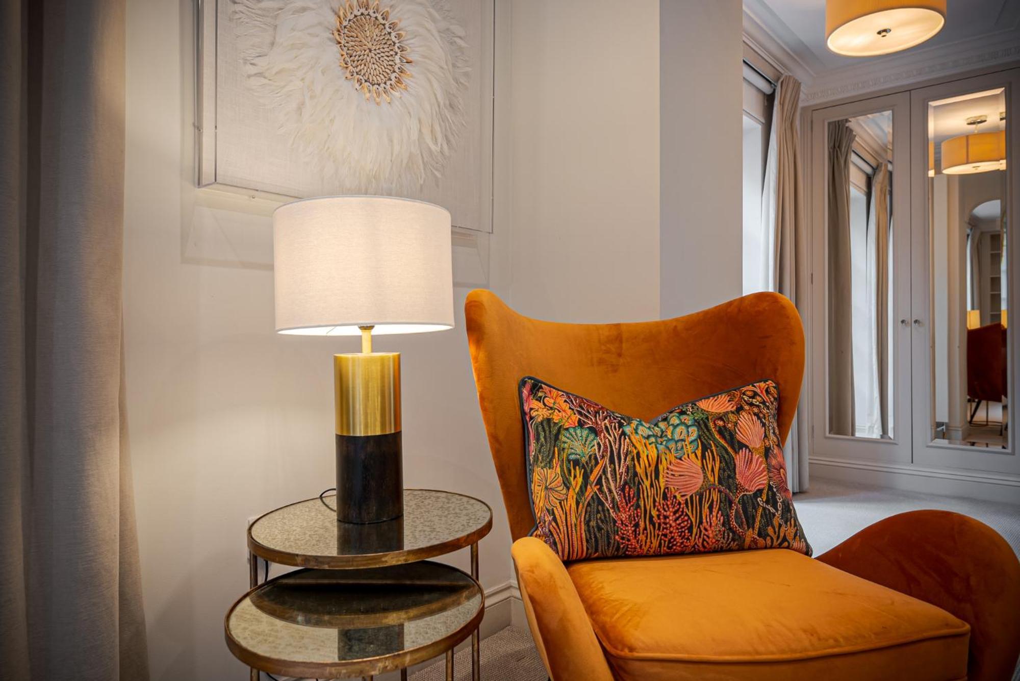 Modern 3 Bedroom Luxury House With Garage In Central London Bagian luar foto