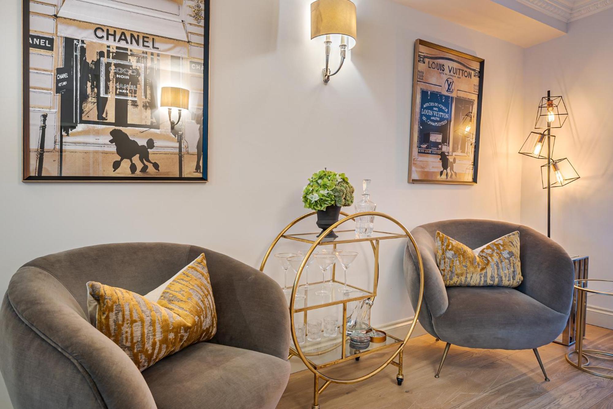 Modern 3 Bedroom Luxury House With Garage In Central London Bagian luar foto