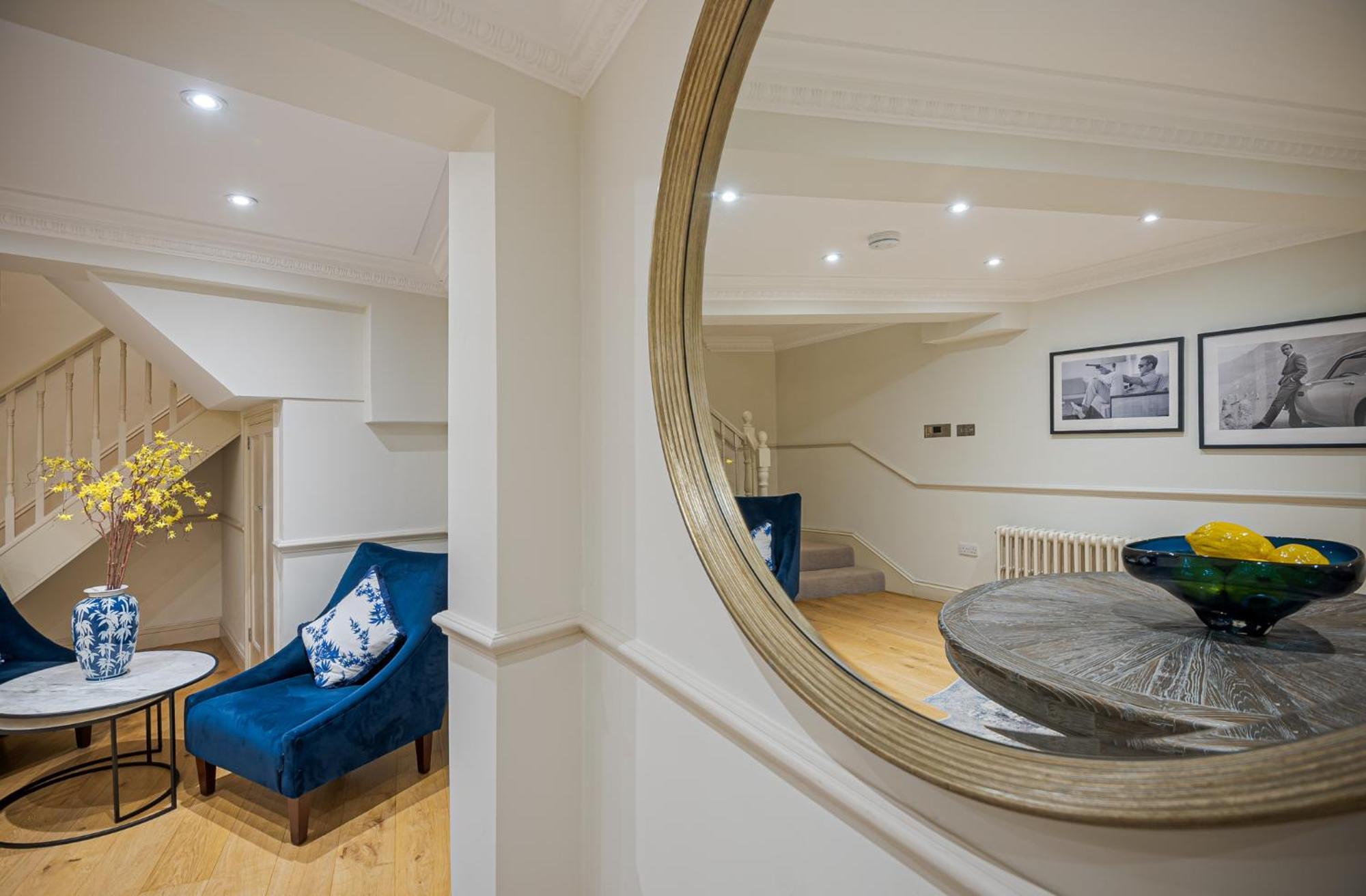 Modern 3 Bedroom Luxury House With Garage In Central London Bagian luar foto