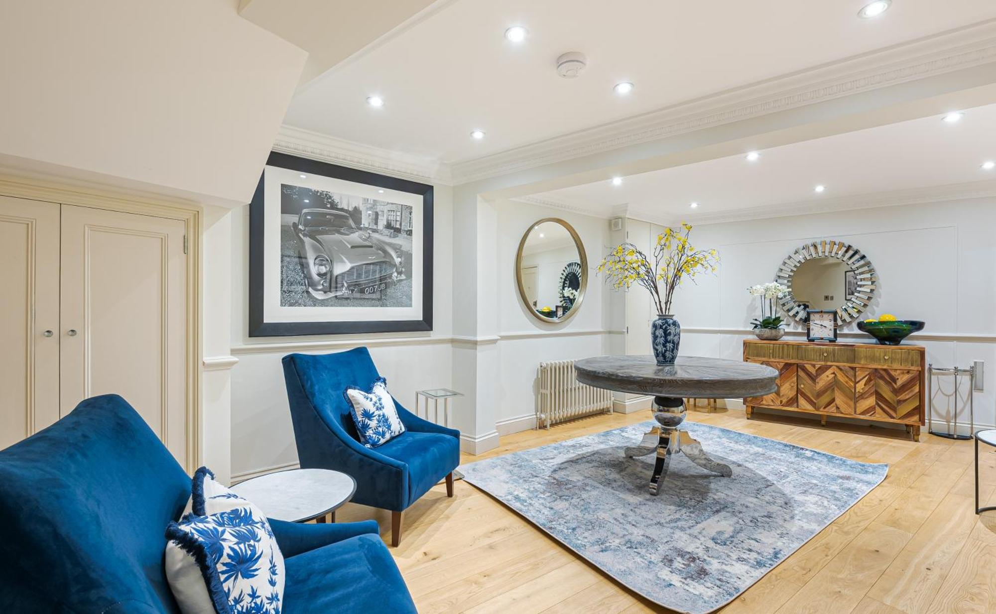 Modern 3 Bedroom Luxury House With Garage In Central London Bagian luar foto