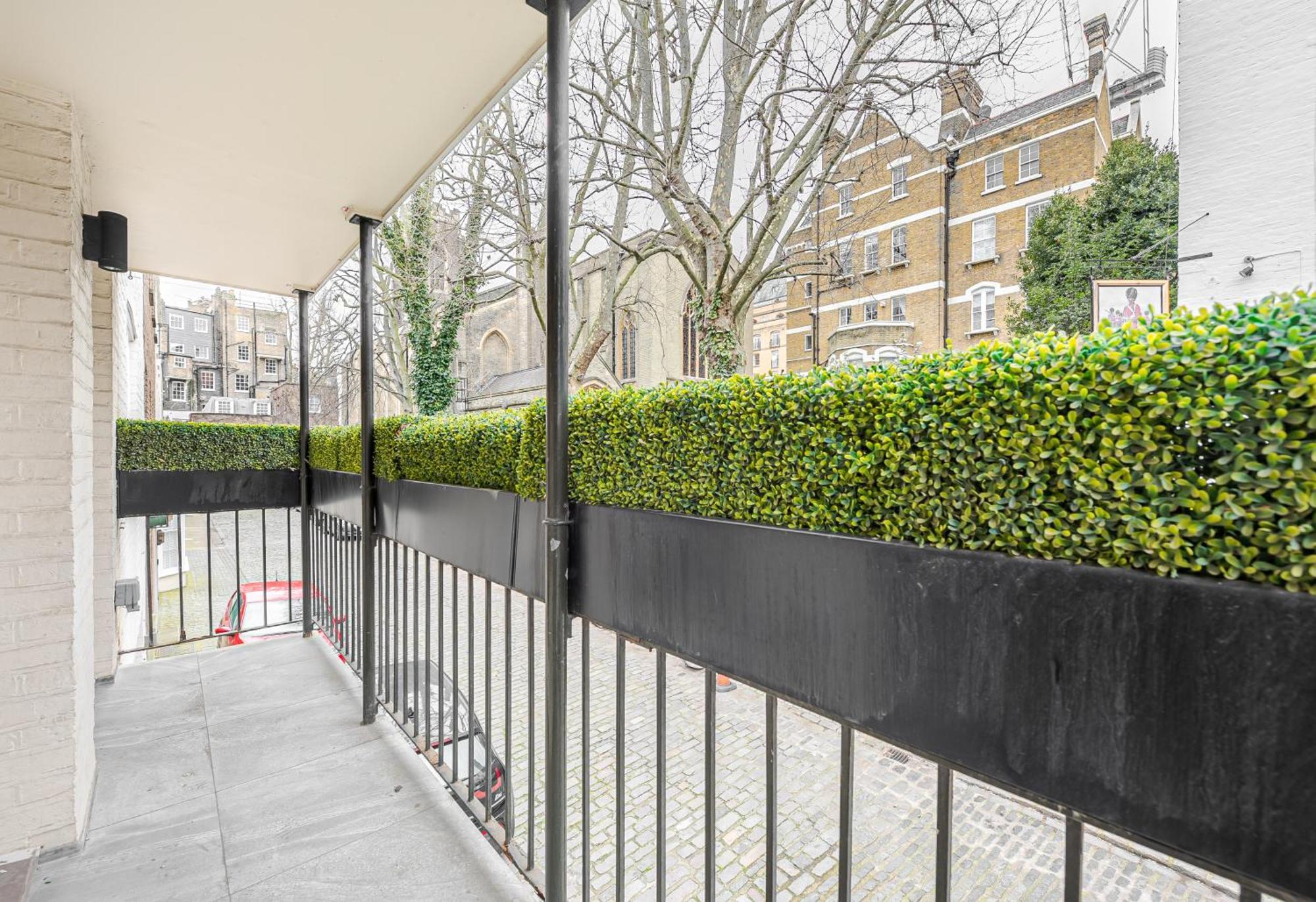 Modern 3 Bedroom Luxury House With Garage In Central London Bagian luar foto